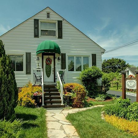 Williams Gate Bed & Breakfast Private Suites Niagara-on-the-Lake Екстериор снимка