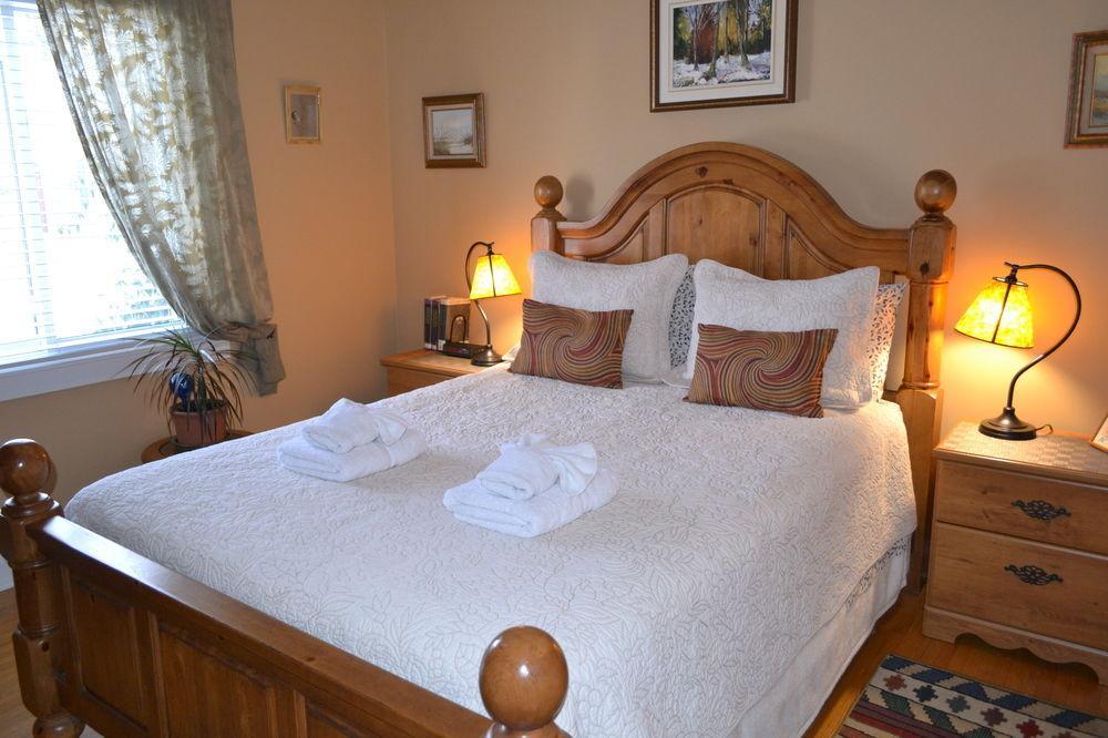 Williams Gate Bed & Breakfast Private Suites Niagara-on-the-Lake Екстериор снимка