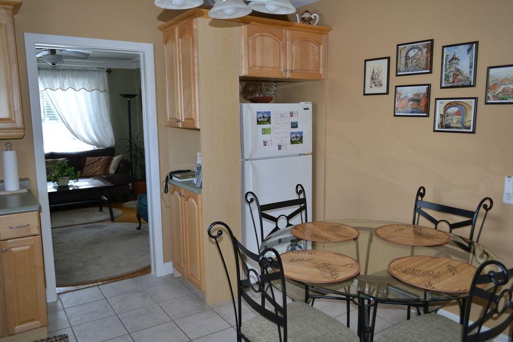 Williams Gate Bed & Breakfast Private Suites Niagara-on-the-Lake Екстериор снимка