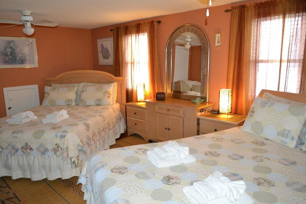 Williams Gate Bed & Breakfast Private Suites Niagara-on-the-Lake Екстериор снимка