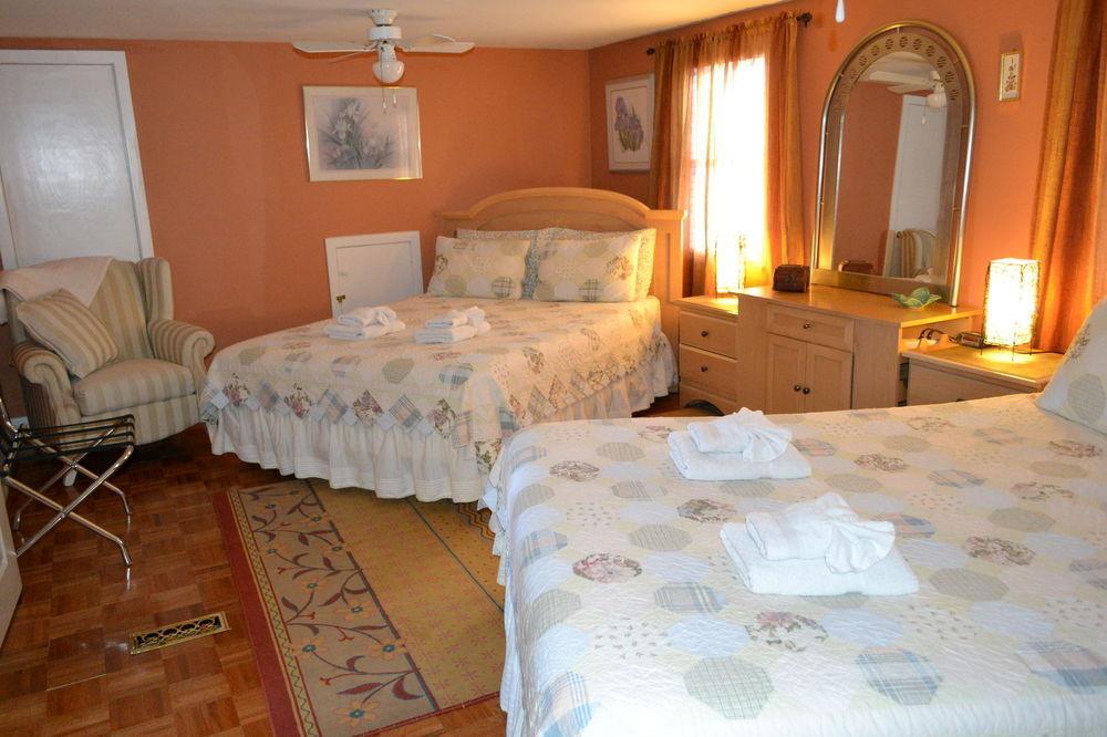 Williams Gate Bed & Breakfast Private Suites Niagara-on-the-Lake Екстериор снимка