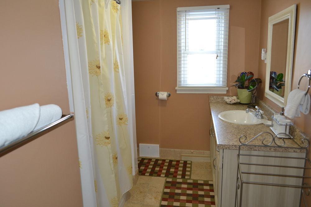 Williams Gate Bed & Breakfast Private Suites Niagara-on-the-Lake Екстериор снимка