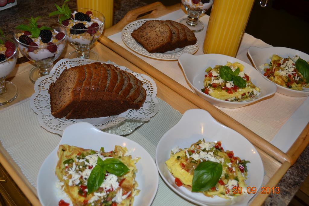 Williams Gate Bed & Breakfast Private Suites Niagara-on-the-Lake Екстериор снимка