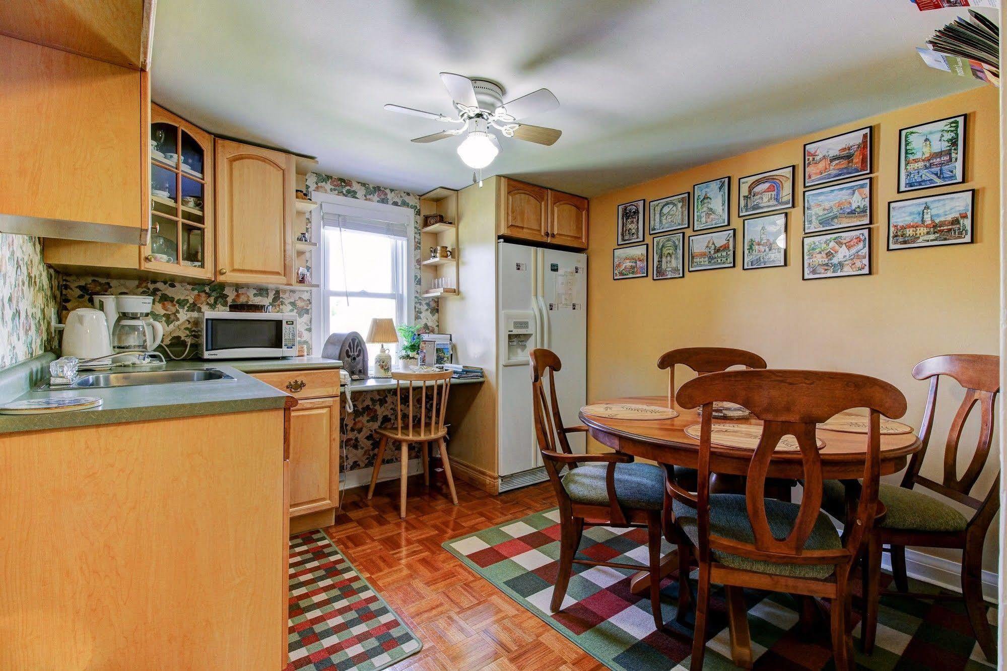 Williams Gate Bed & Breakfast Private Suites Niagara-on-the-Lake Екстериор снимка