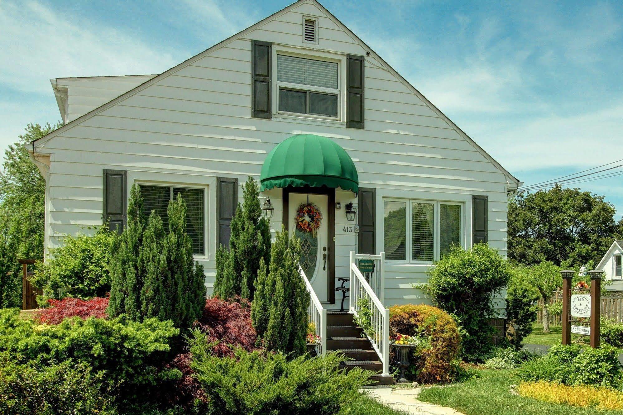 Williams Gate Bed & Breakfast Private Suites Niagara-on-the-Lake Екстериор снимка